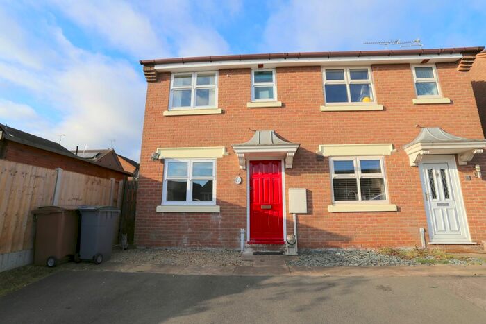 2 Bedroom Town House To Rent In Caraway Place, Meir Park, ST3