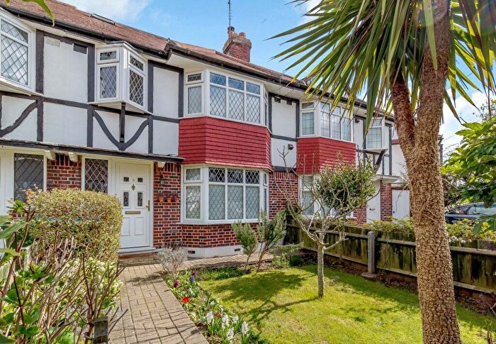 3 Bedroom Terraced House For Sale In Wolsey Drive, Kingston Upon Thames, KT2