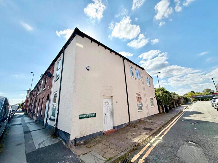 3 Bedroom End Of Terrace House For Sale In Bond Street, Macclesfield, SK11