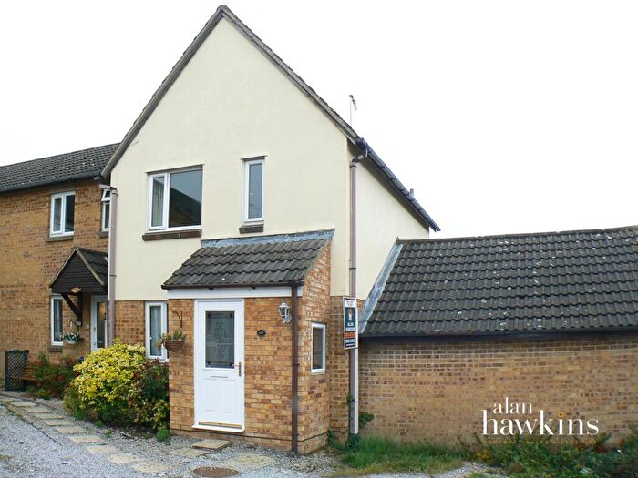 2 Bedroom End Of Terrace House To Rent In Orchard Mead, Royal Wootton Bassett, SN4