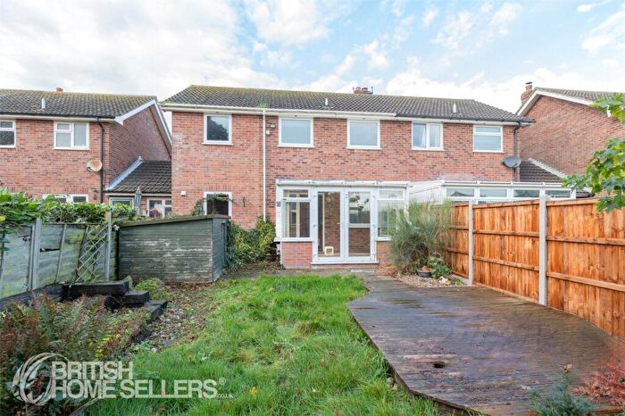 4 Bedroom Semi-Detached House For Sale In Broadgate Close, Northrepps, Cromer, Norfolk, NR27