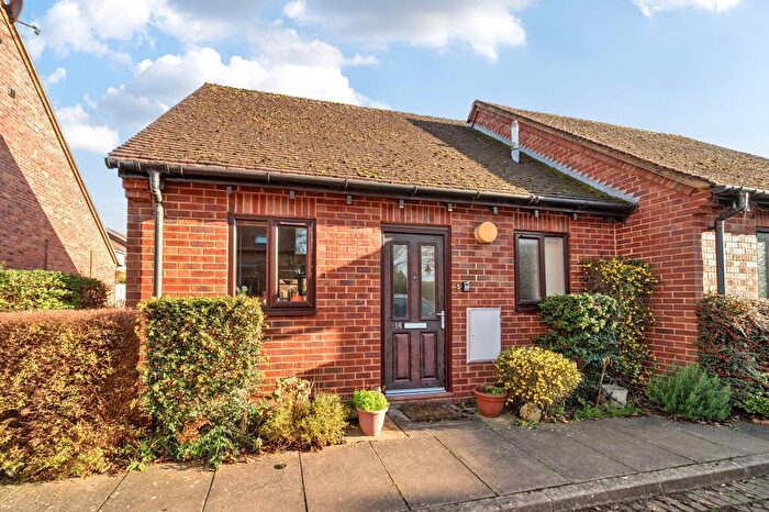 2 Bedroom End Of Terrace House For Sale In Sharman Beer Court, Thame, Oxfordshire, OX9