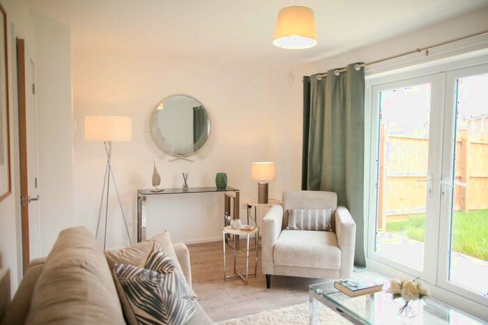 3 Bedroom House To Rent In Redstrat PLace, Worksop, S81