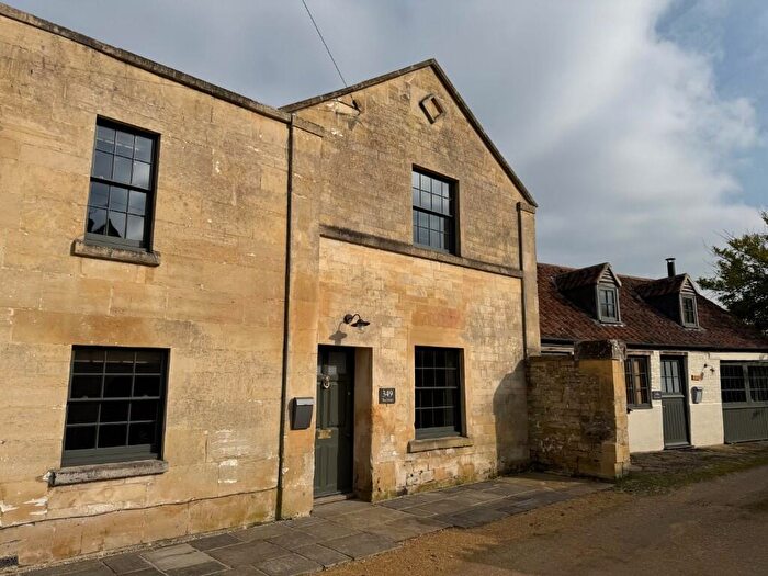 2 Bedroom Terraced House To Rent In The Street, BA14