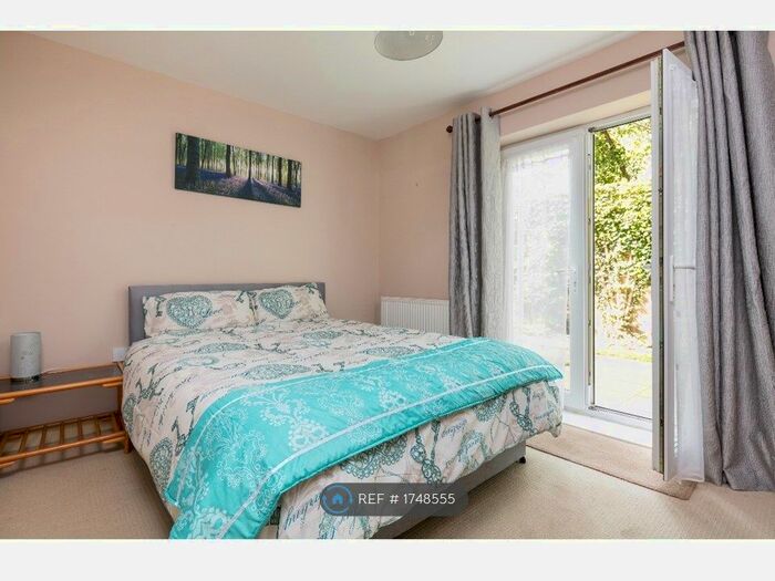 2 Bedroom Flat To Rent In Jericho Farm Close, Liverpool, L17