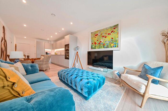 3 Bedroom Apartment For Sale In Seagull Lane, London, E16