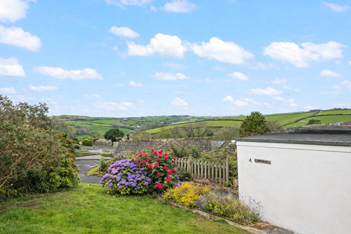 2 Bedroom Bungalow For Sale In Park Rise, Salcombe, TQ8