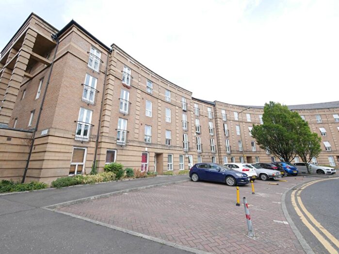 2 Bedroom Flat To Rent In Morrison Circus, West End, Edinburgh, EH3