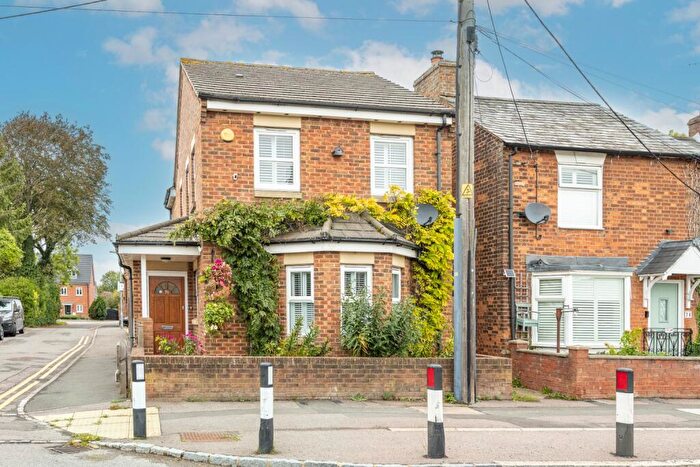 3 Bedroom Detached House For Sale In Aston Clinton, HP22