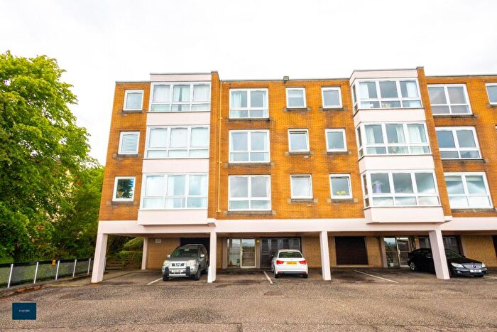 1 Bedroom Flat To Rent In D Southbrae Drive Jordanhill, G13