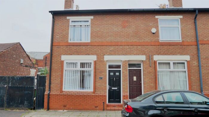 2 Bedroom Terraced House To Rent In Birtles Avenue, Stockport, SK5
