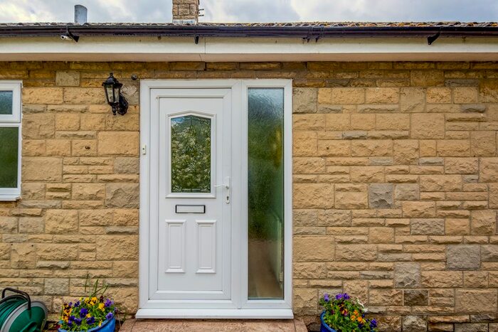 2 Bedroom Bungalow For Sale In Paddock Road, Ardley, Bicester, OX27