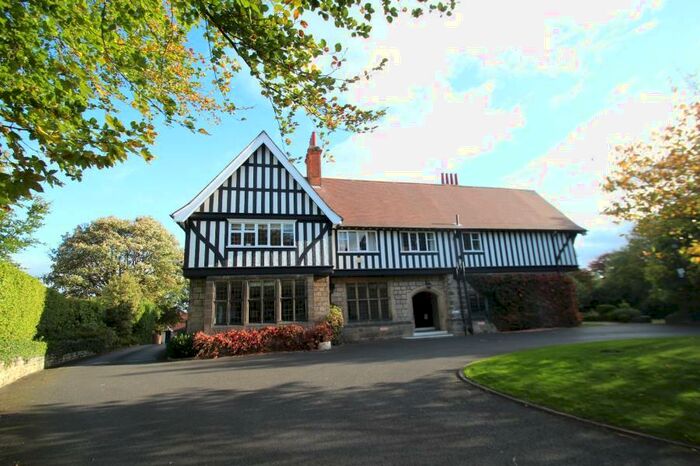 2 Bedroom Apartment To Rent In Webton Court, Chapel Allerton, LS7