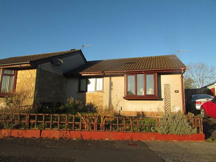 2 Bedroom Semi Detached Bungalow To Rent In Bay View Gardens, Skewen, Neath, SA10