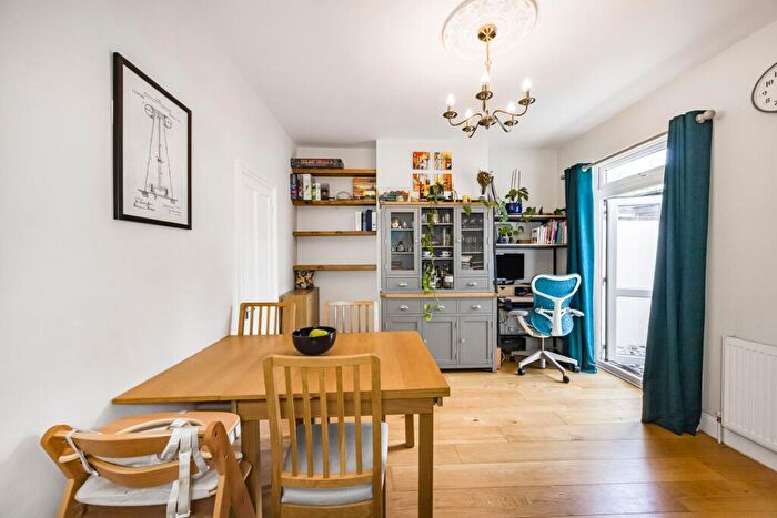2 Bedroom Terraced House For Sale In Albany Road, Walthamstow, E17