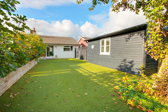 2 Bedroom Semi-Detached Bungalow For Sale In Townhill Park! No Forward Chain! Outside Office! Parking!, SO18