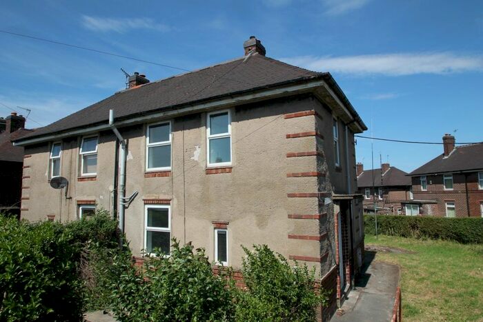 2 Bedroom Semi-Detached House To Rent In Southey Hill, Sheffield, S5
