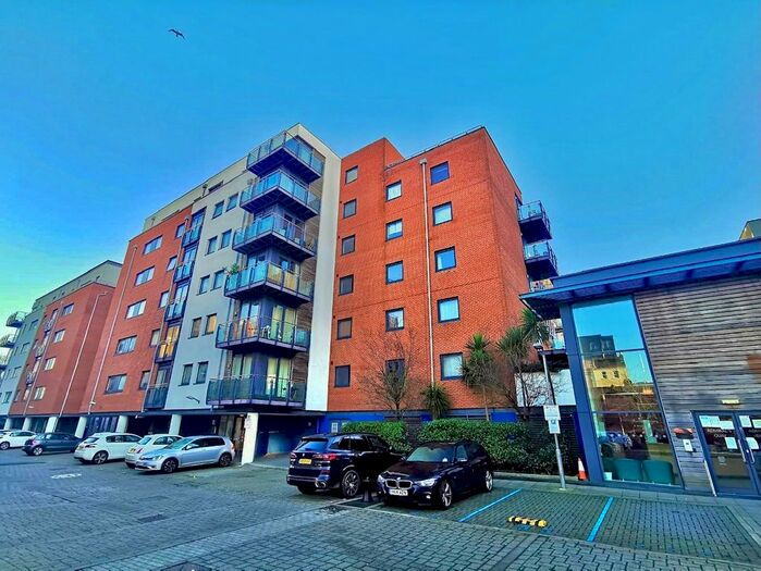 1 Bedroom Flat To Rent In Channel Way, Ocean Village, Southampton, SO14