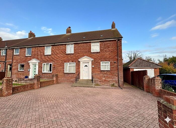 3 Bedroom End Terrace House For Sale In Hillson Drive, Fareham, PO15