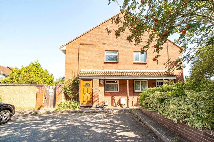 1 Bedroom End Of Terrace House For Sale In Kempster Close, Abingdon, OX14