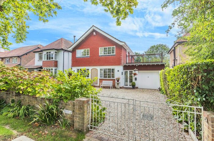 4 Bedroom Detached House For Sale In Greenway, Roundle Square, Felpham, Bognor Regis, West Sussex, PO22