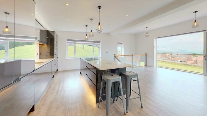 3 Bedroom Barn Conversion To Rent In Bingley Road, Menston, Ilkley, LS29