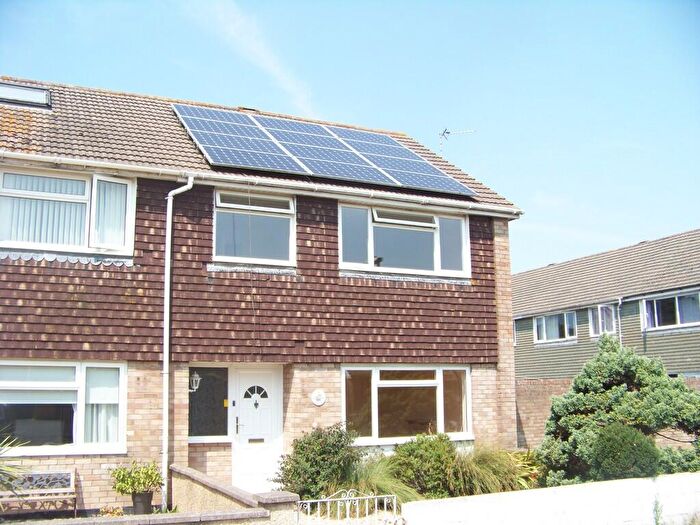 3 Bedroom Detached House To Rent In Clovelly Road, Worle, BS22