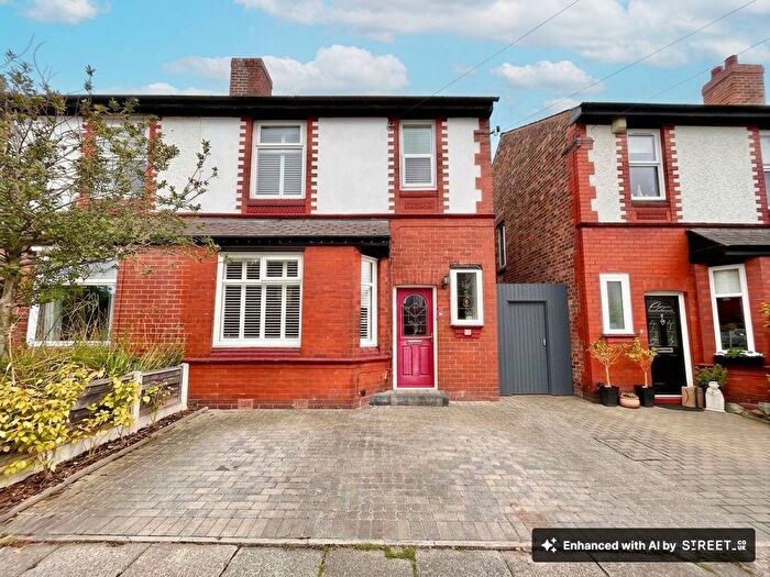 3 Bedroom Semi-Detached House For Sale In Baldock Road, Didsbury, M20