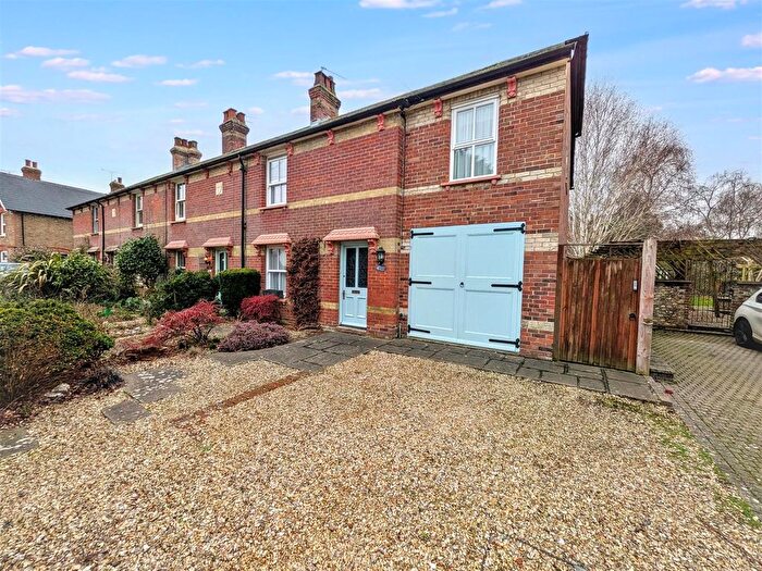 4 Bedroom End Terrace House For Sale In The Street, Walberton, BN18