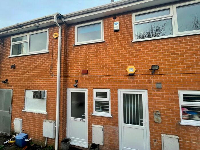 2 Bedroom Flat To Rent In Vestry Road, Oakwood, Derby DE21