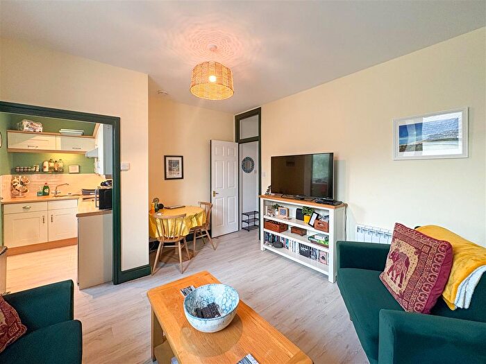 1 Bedroom Flat For Sale In Coverack, Helston, TR12