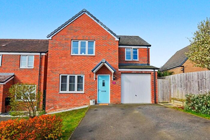 4 Bedroom Detached House For Sale In York Way, Harlestone Grange, Northampton, NN5