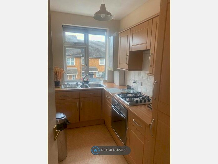 1 Bedroom Flat To Rent In Station Road, London, RM6