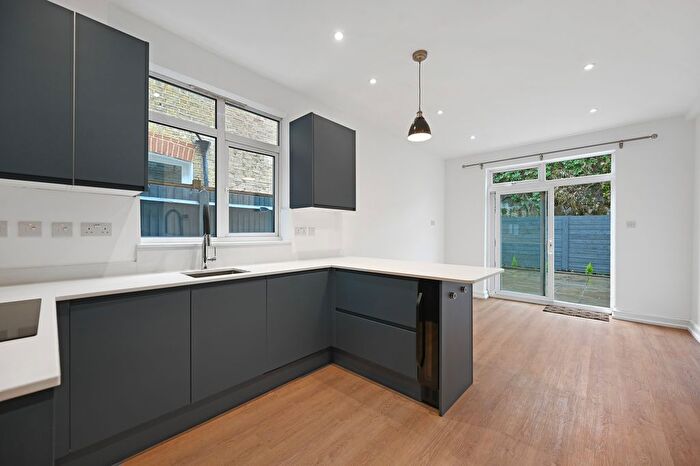 4 Bedroom Terraced House To Rent In Ivy Crescent, Chiswick, W4