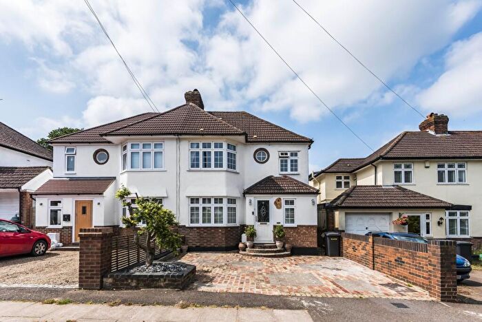 4 Bedroom Semi-Detached House For Sale In Queensway, West Wickham, BR4
