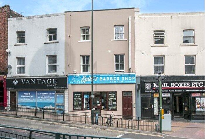1 Bedroom Flat To Rent In Commercial Road, Triangle, BH2