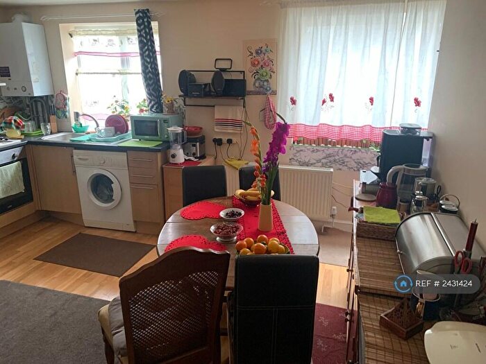 1 Bedroom Flat To Rent In High Street North, Dunstable, LU6