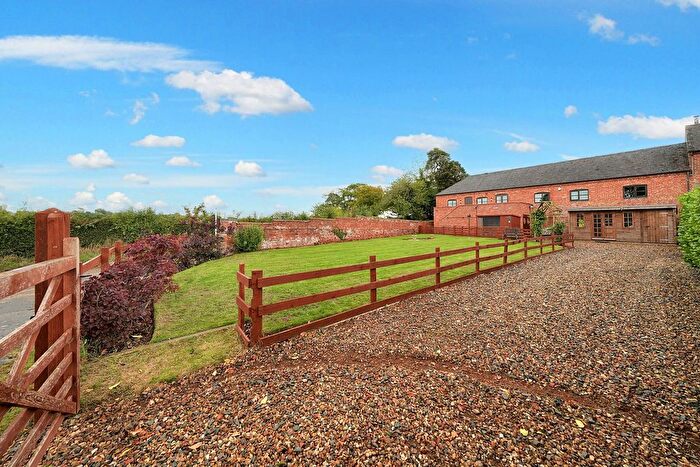 3 Bedroom Barn Conversion For Sale In Owl Barn, Brockton Grange Farm, Blymhill/Great Chatwell, TF11