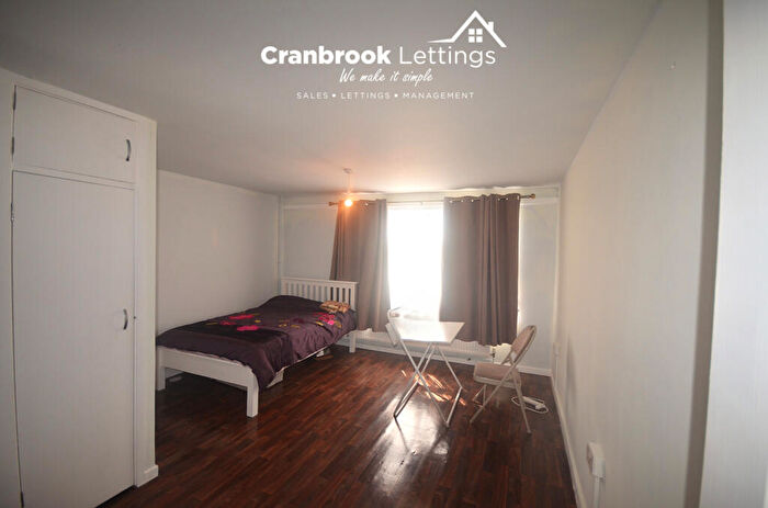 1 Bedroom Apartment To Rent In Netley Road, Ilford, IG2