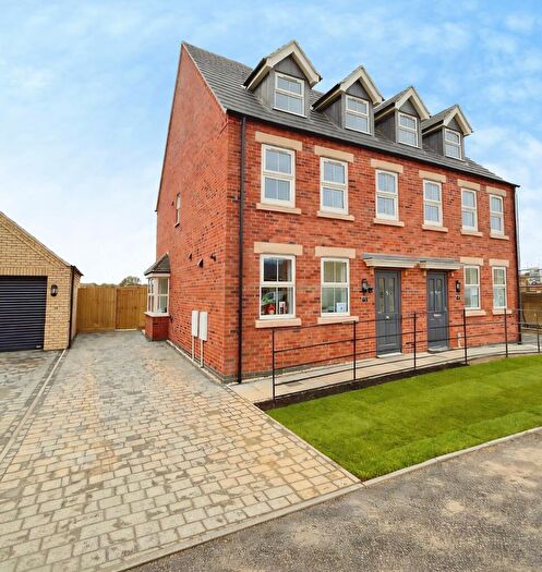 4 Bedroom Semi Detached House To Rent In Hewson Drive, Metheringham, LN4