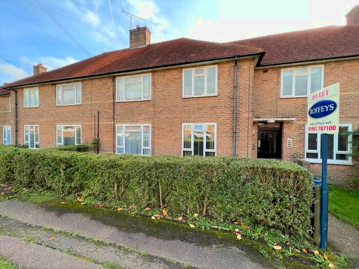 1 Bedroom Maisonette To Rent In Lushes Road, Loughton, IG10
