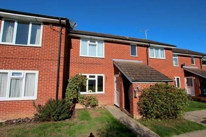 2 Bedroom Flat To Rent In Kidlington, Oxfordshire, OX5