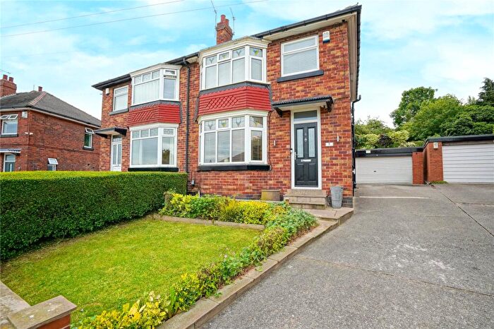3 Bedroom Semi Detached House For Sale In Dovedale Road, Rotherham, South Yorkshire, S65