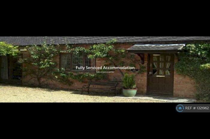 2 Bedroom Bungalow To Rent In Gatehouse Lodges, Cadeby, Nuneaton, CV13