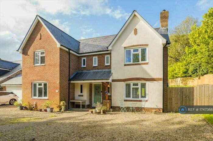 5 Bedroom Detached House To Rent In Hillside, Whitchurch, RG28