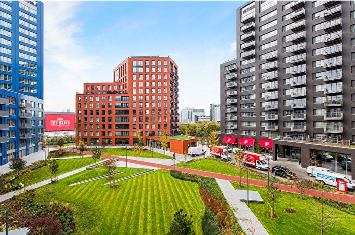 1 Bedroom Apartment To Rent In City Island Way, London, E14