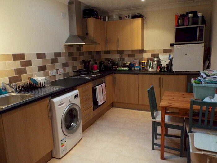 1 Bedroom Flat To Rent In Trevail House, Fareham, PO16