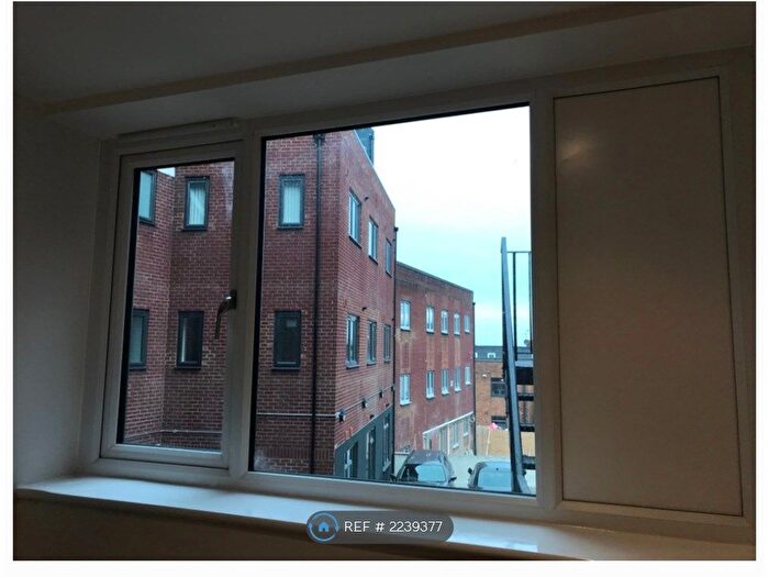 1 Bedroom Flat To Rent In Napier House, Luton, LU1