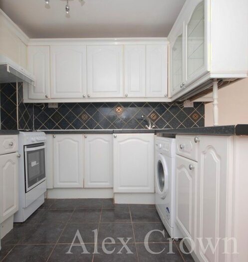 4 Bedroom Flat To Rent In Weedington Road, London, NW5