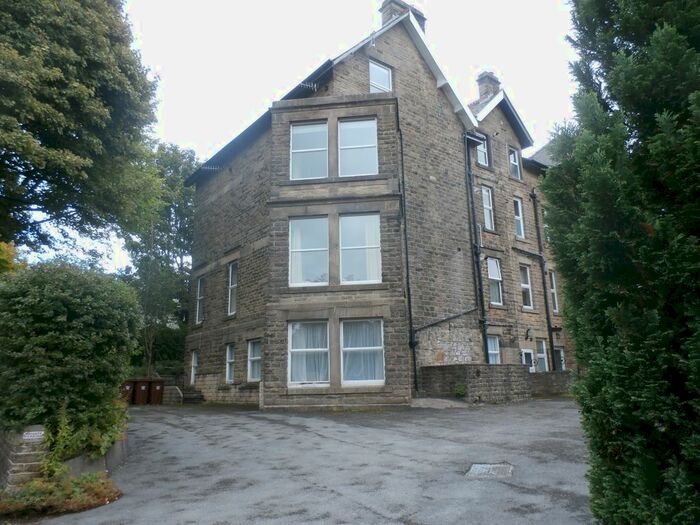 2 Bedroom Flat To Rent In Robertson Road, Buxton, SK17